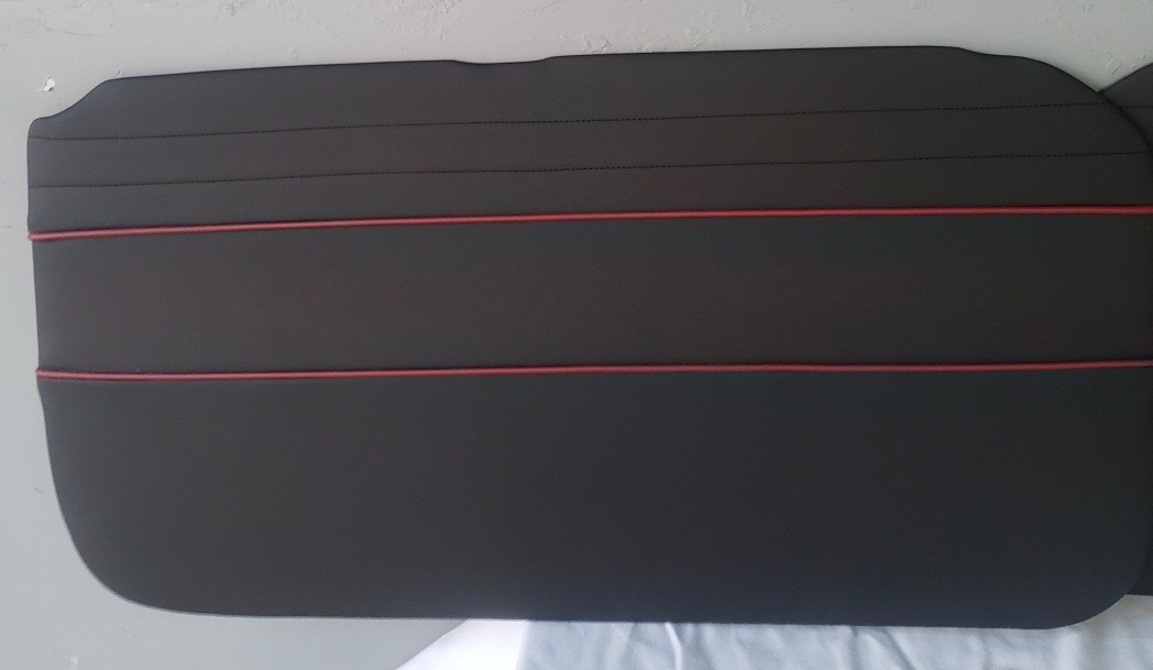 Red Piping on door card